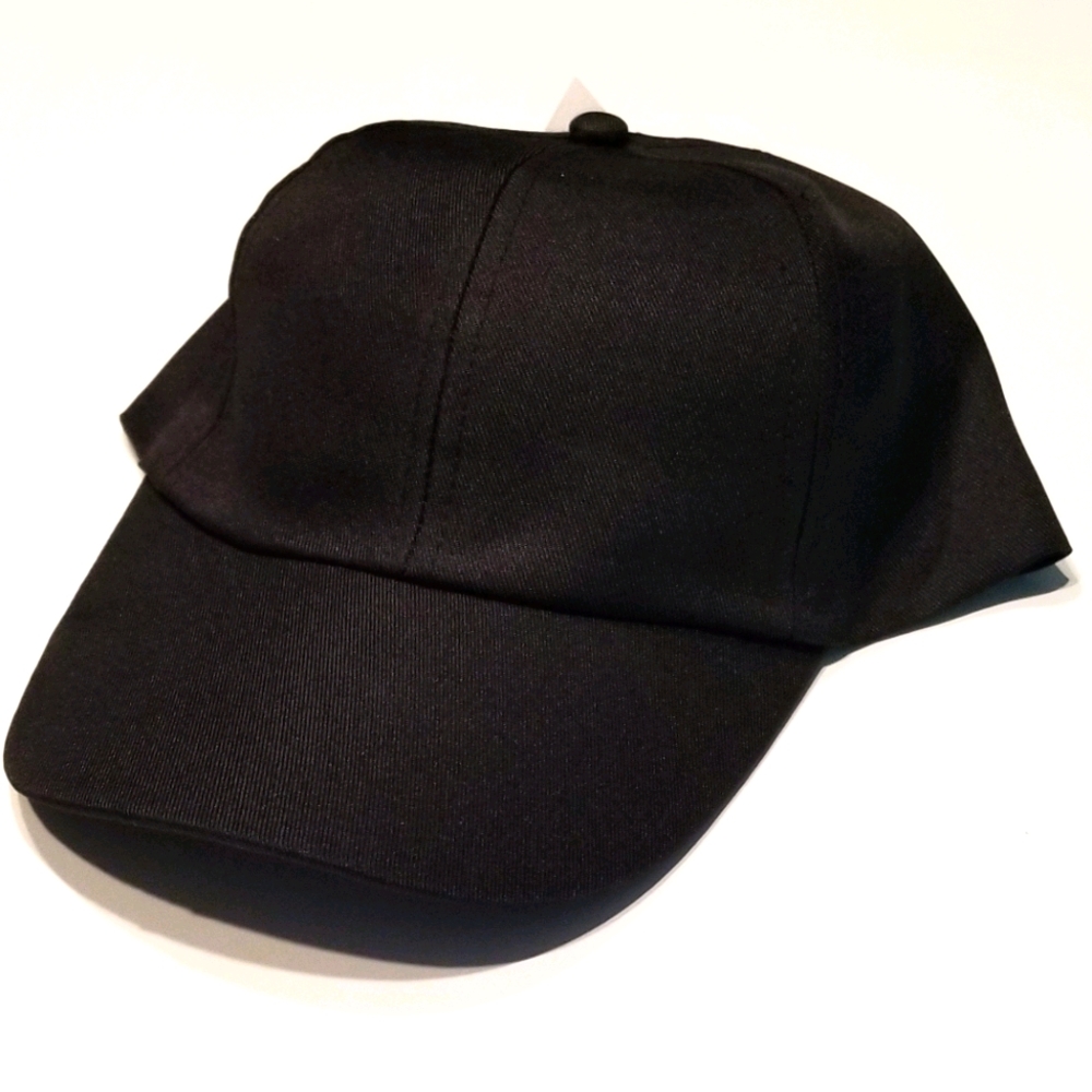 NWT Plain Black Cap